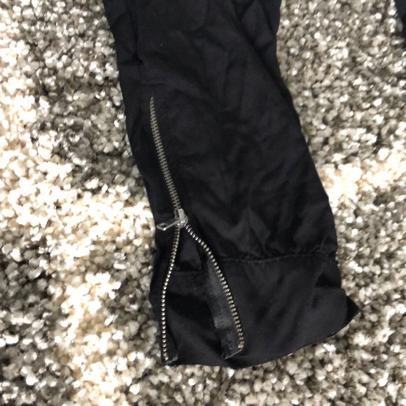 Capri pants - Picture 3 of 3